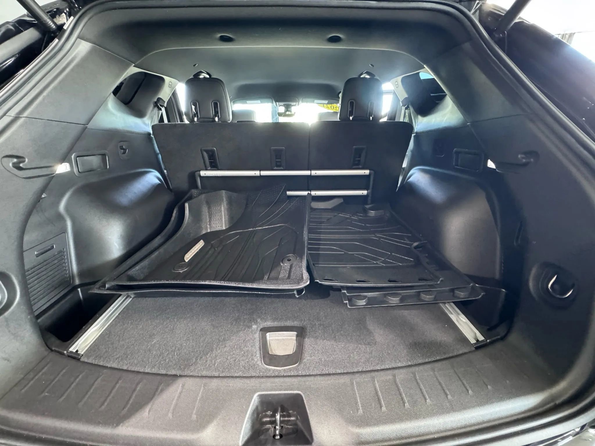 Used 2021 Chevrolet Blazer Premier w/ LPO, Black Accent Package AWD/4WD image 20