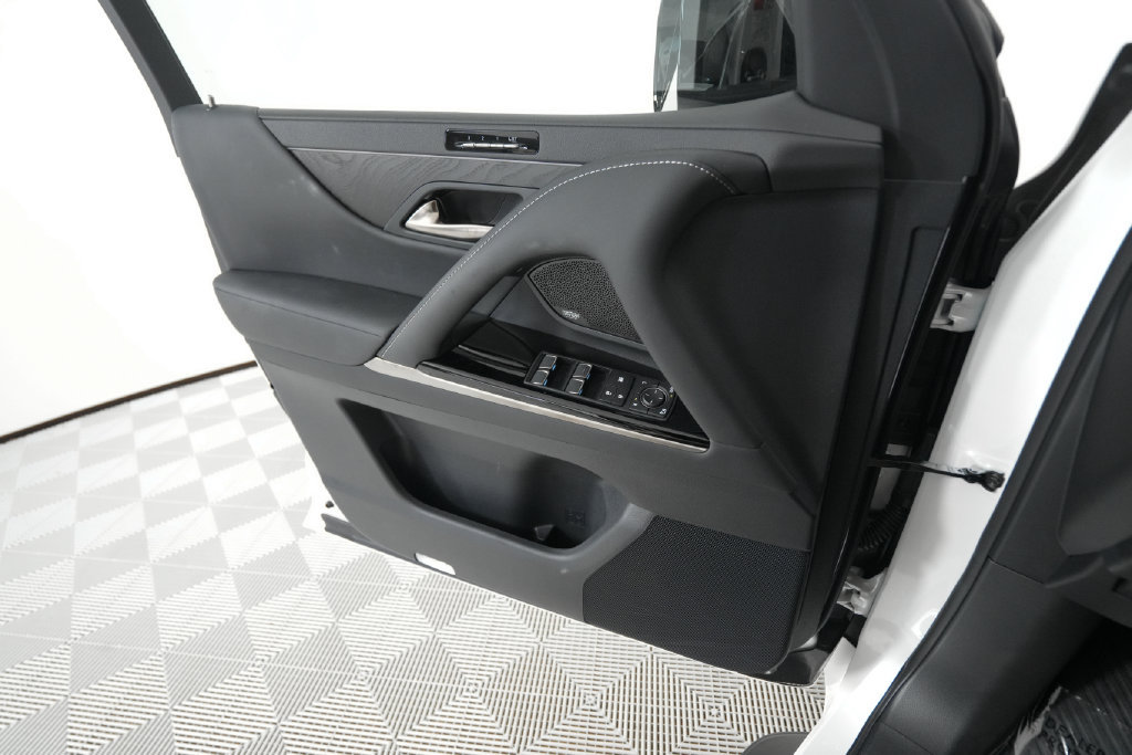 Certified 2025 Lexus LX 700h Overtrail AWD/4WD image 12