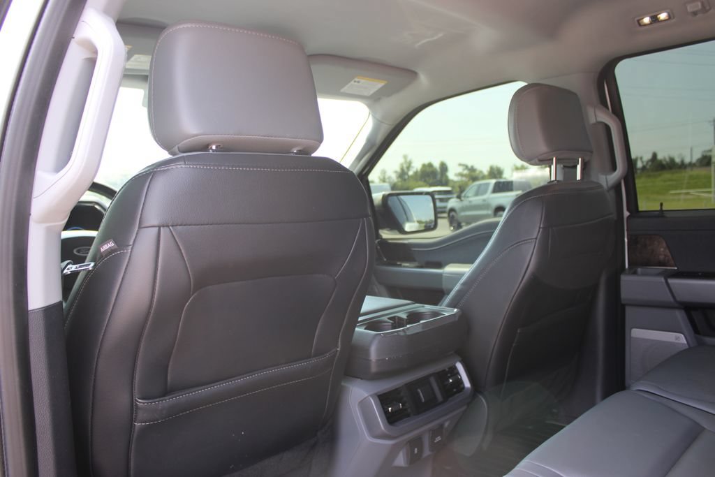 Used 2023 Ford F150 Lariat AWD/4WD image 29