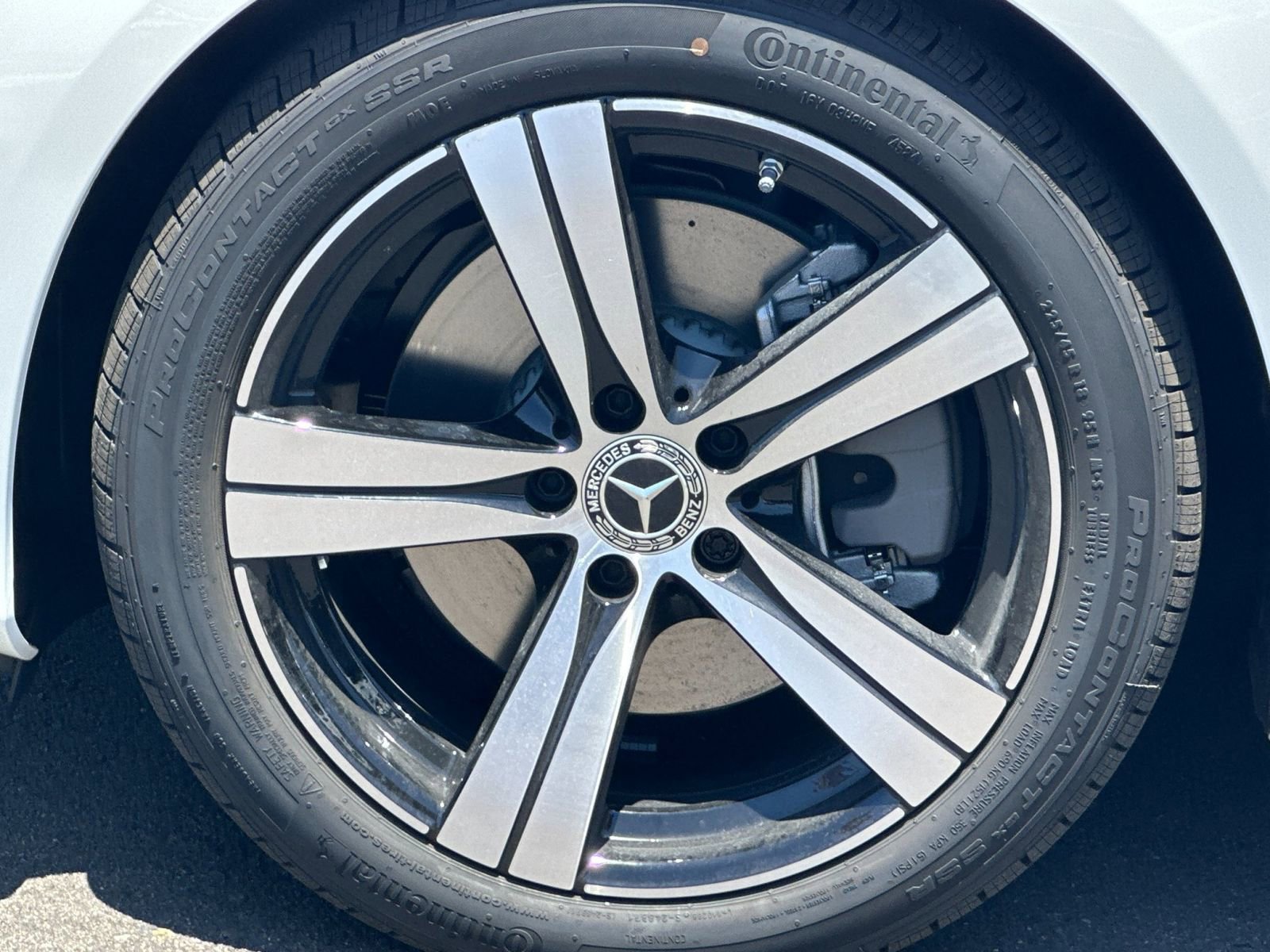 New 2025 Mercedes-Benz C 300 4MATIC Sedan image 30