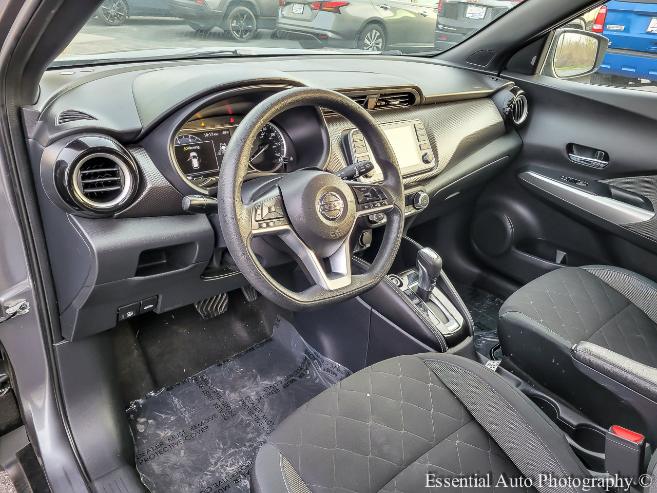 Used 2020 Nissan Kicks SV image 8