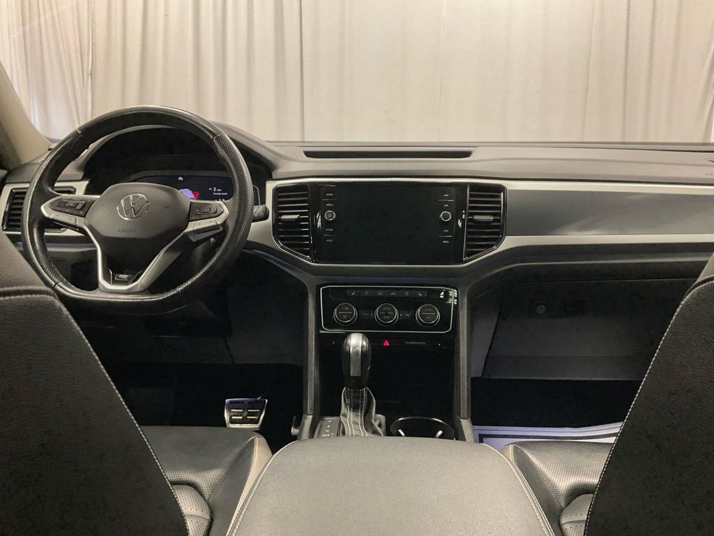 Used 2022 Volkswagen Atlas SEL Premium image 32