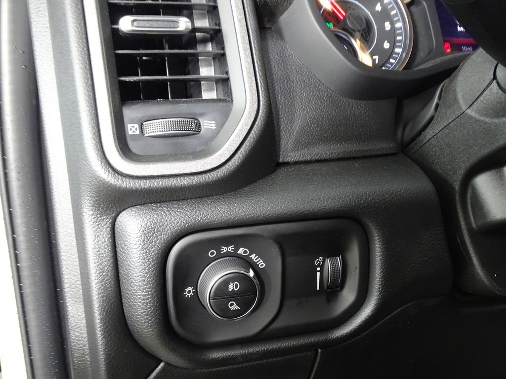 New 2026 RAM 3500 Tradesman image 18