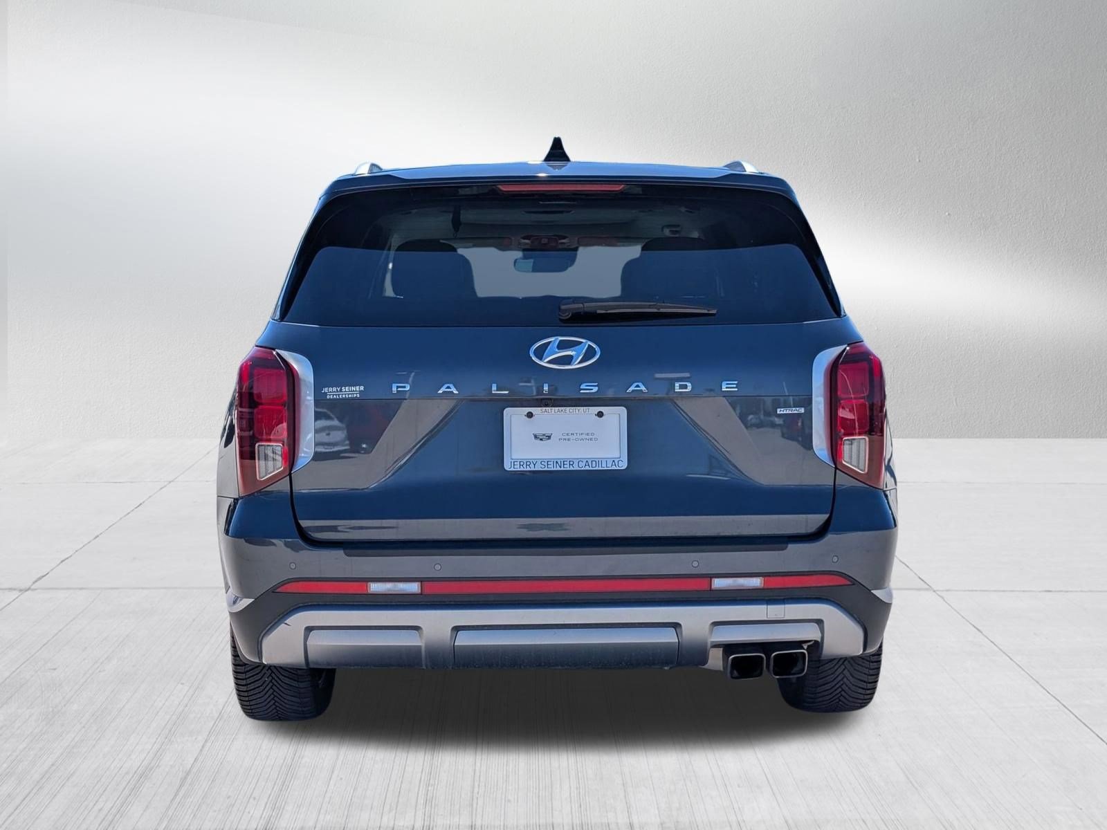 Used 2024 Hyundai Palisade Limited AWD/4WD image 5