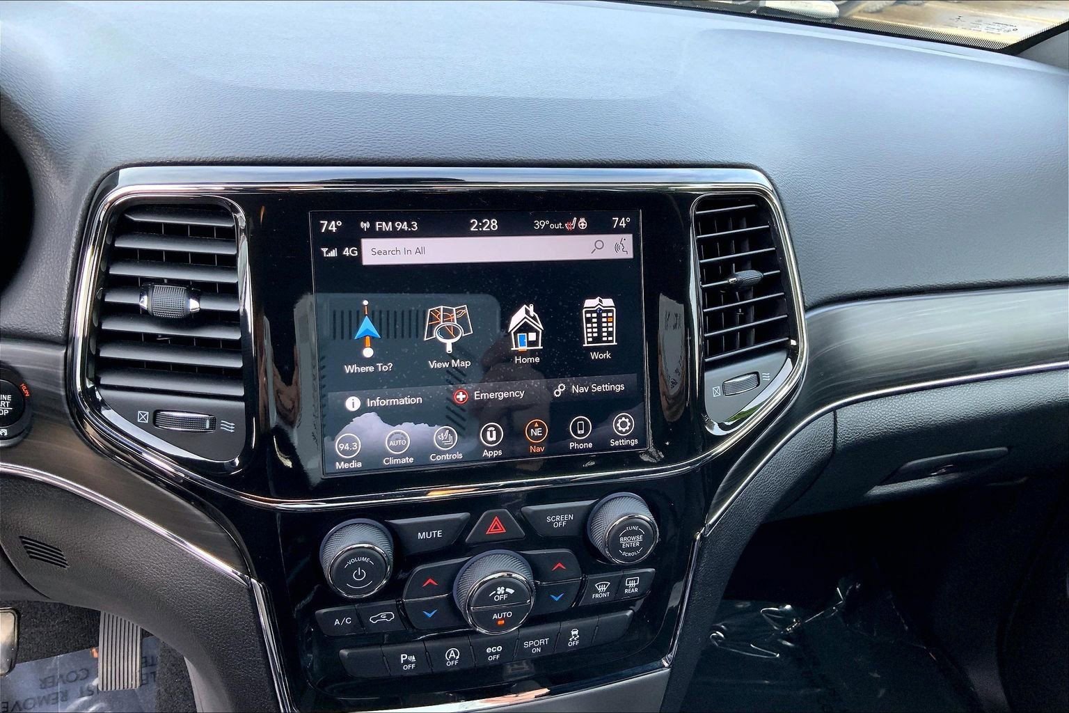 Certified 2021 Jeep Grand Cherokee Limited image 28