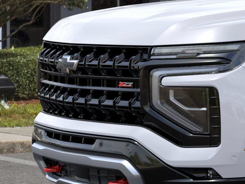New 2026 Chevrolet Suburban Z71 w/ Sun And Tow Package AWD/4WD image 13