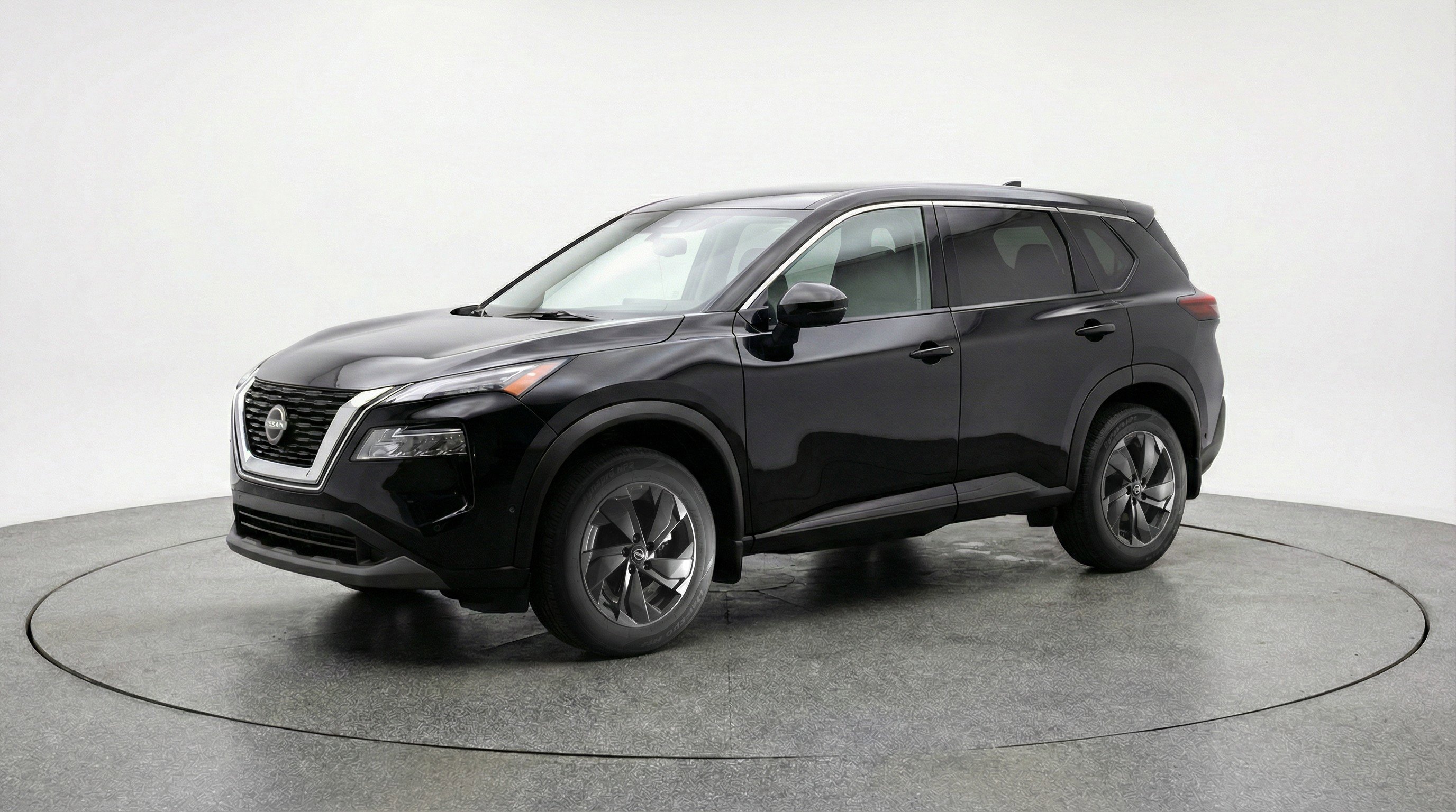 Used 2025 Nissan Rogue SV AWD/4WD image 3