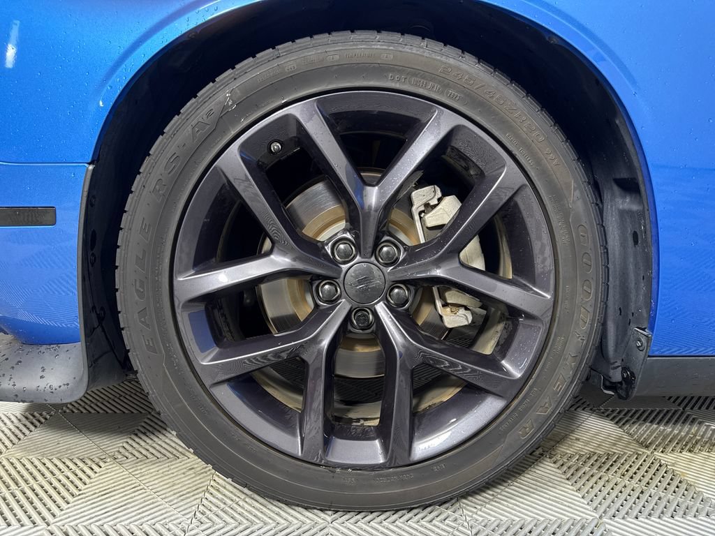 Used 2023 Dodge Challenger R/T w/ Blacktop Package RWD image 22