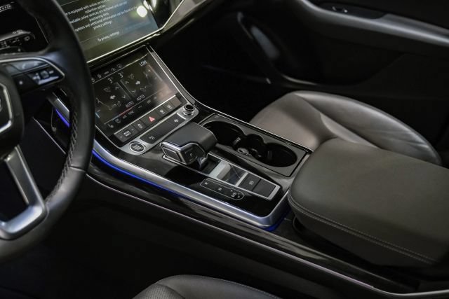 Used 2021 Audi Q8 Premium Plus w/ Premium Plus Package AWD/4WD image 27