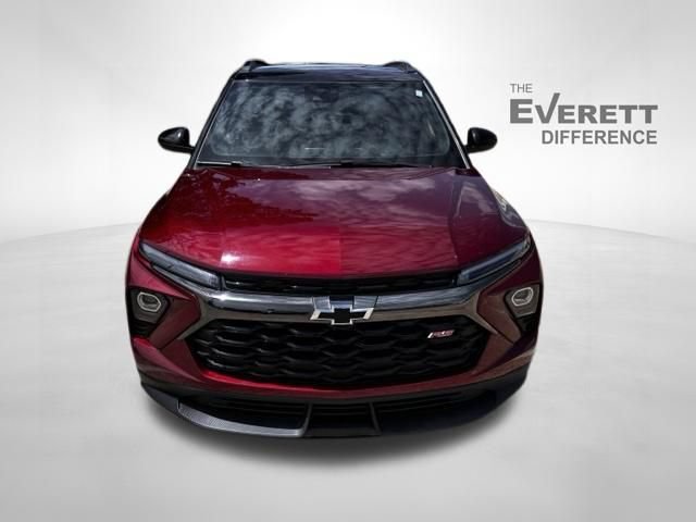 Used 2025 Chevrolet TrailBlazer RS w/ LPO, Trailering Package FWD image 2
