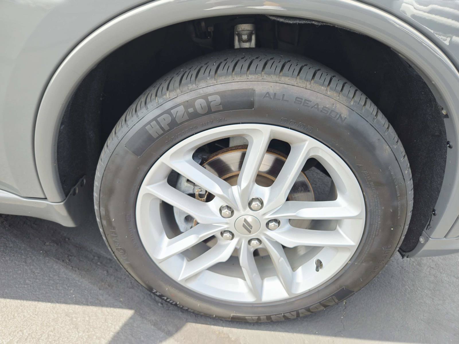 Used 2020 Dodge Durango R/T w/ Blacktop Package RWD image 19