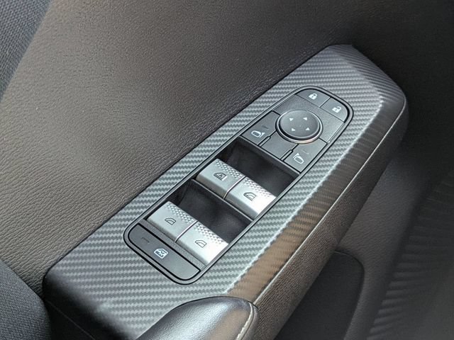 Used 2024 Mitsubishi Outlander ES FWD image 23
