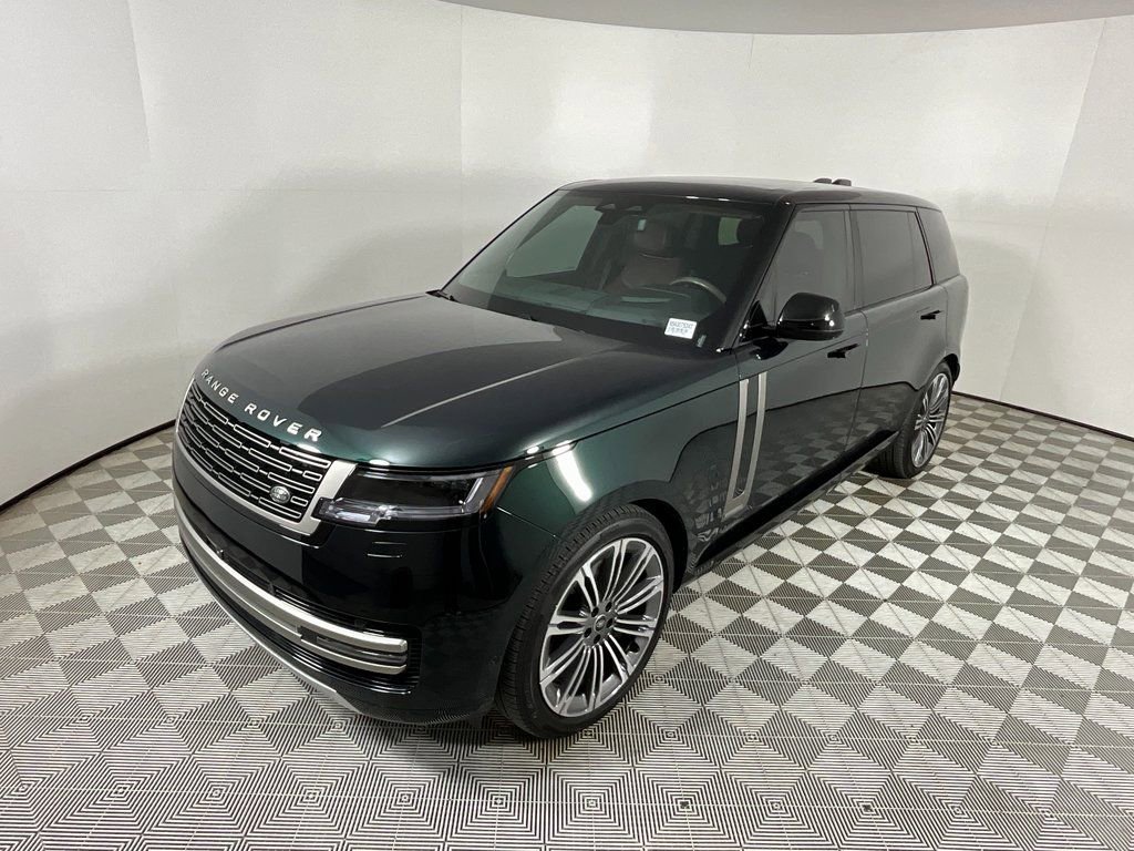 Used 2025 Land Rover Range Rover Long Wheelbase Autobiography image 9