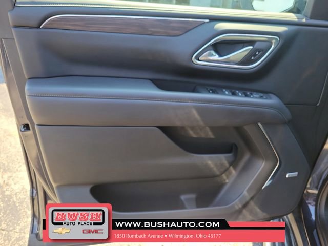 Used 2023 Chevrolet Suburban LT w/ LT Signature Plus Package image 20