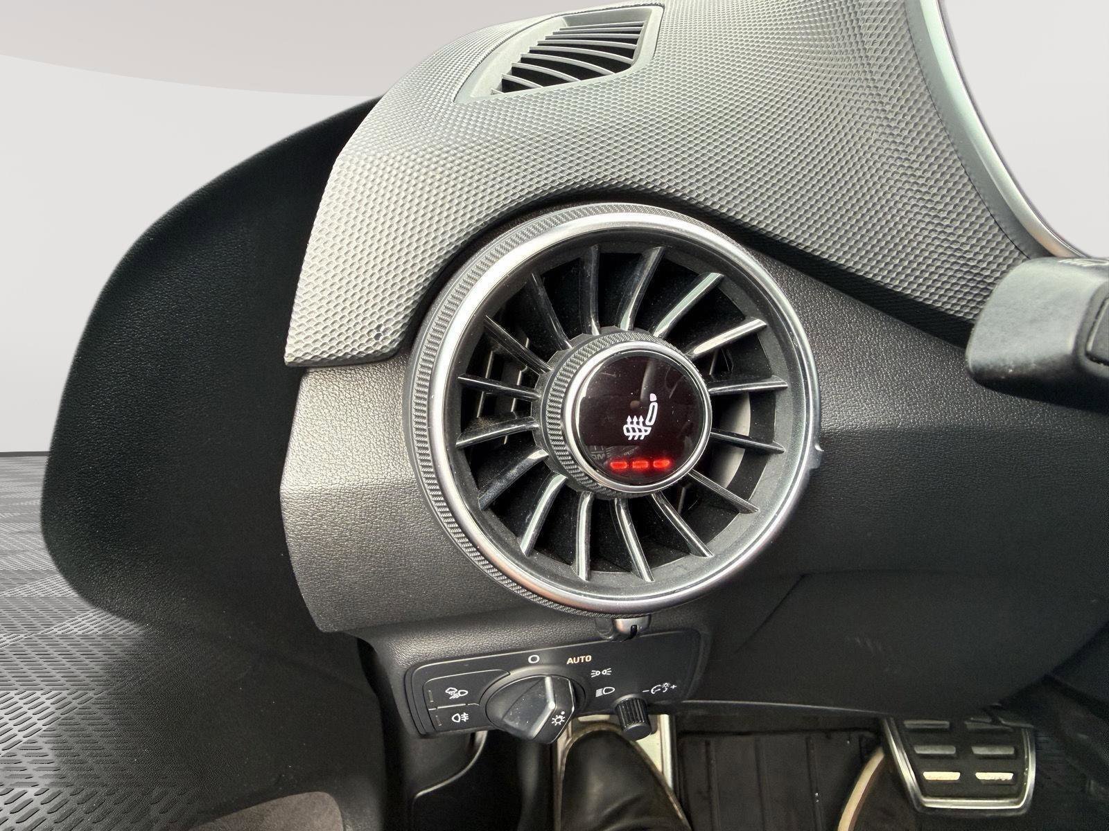 Used 2019 Audi TT 2.0T w/ Technology Package image 12