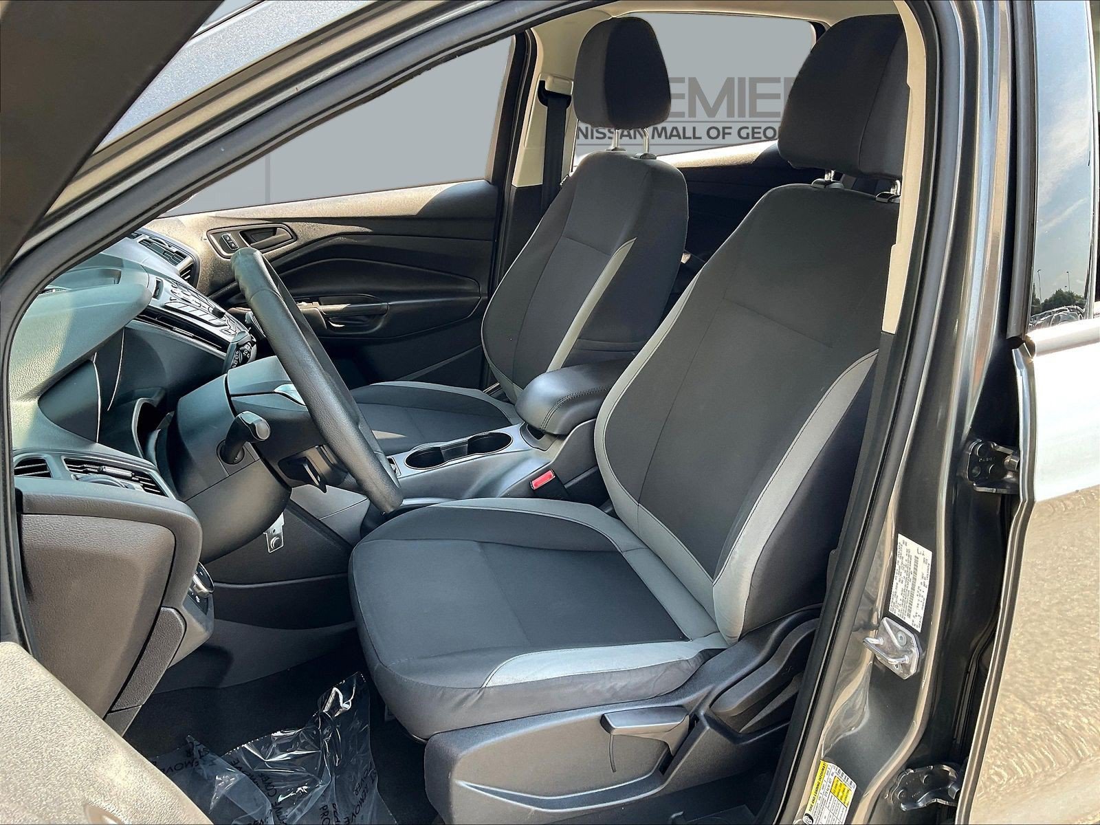 Used 2014 Ford Escape S FWD image 23