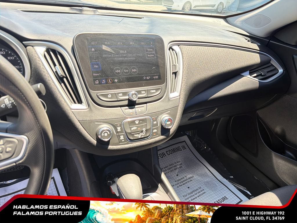 Used 2022 Chevrolet Malibu LS FWD image 18