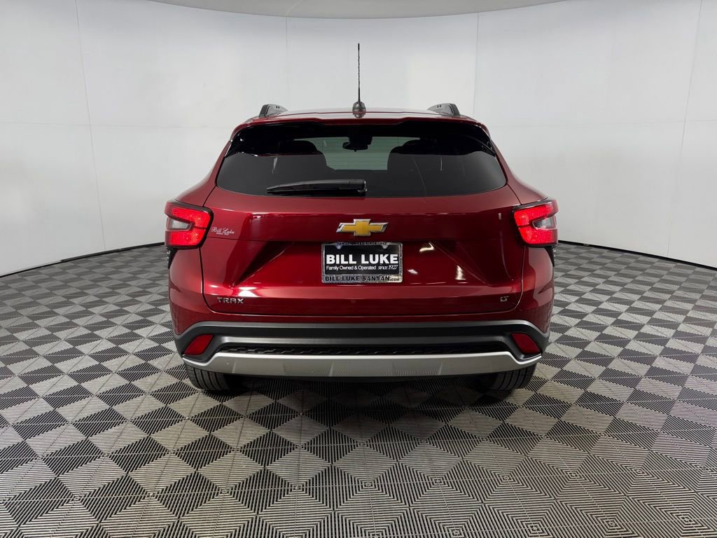 Used 2025 Chevrolet Trax LT image 5