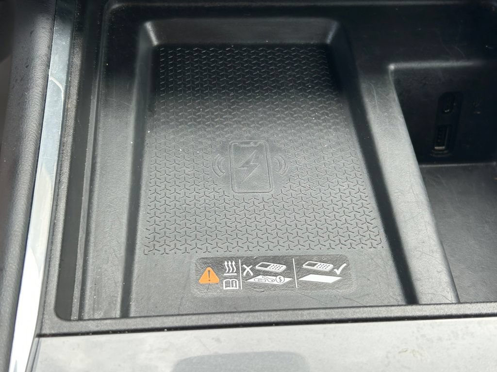 Used 2025 GMC Acadia Elevation FWD image 30