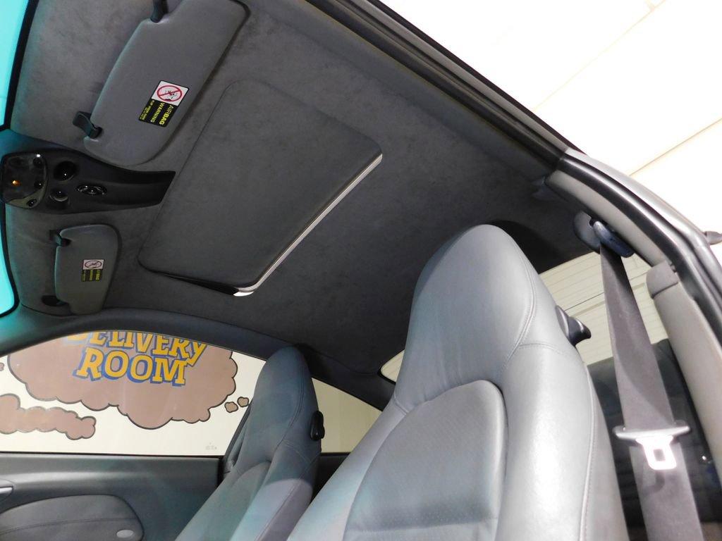 Used 2001 Porsche 911 Carrera 4 image 47