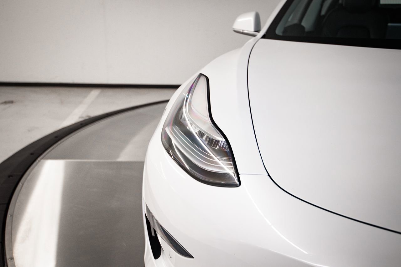 Used 2020 Tesla Model 3 Long Range image 13