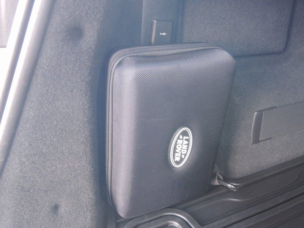 Used 2022 Land Rover Range Rover Evoque R-Dynamic S image 29