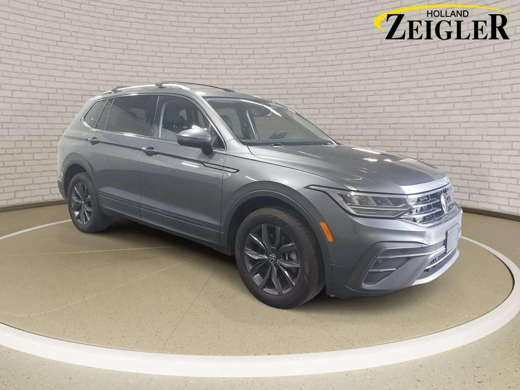 Used 2022 Volkswagen Tiguan SE AWD/4WD image 3