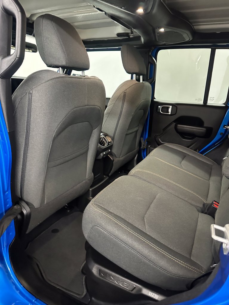 Used 2024 Jeep Wrangler Unlimited w/ Convenience Group AWD/4WD image 26