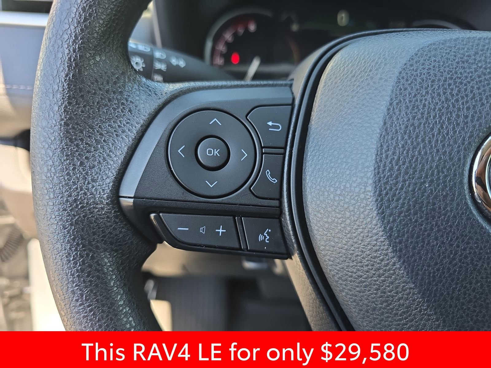 Used 2024 Toyota RAV4 LE FWD image 22