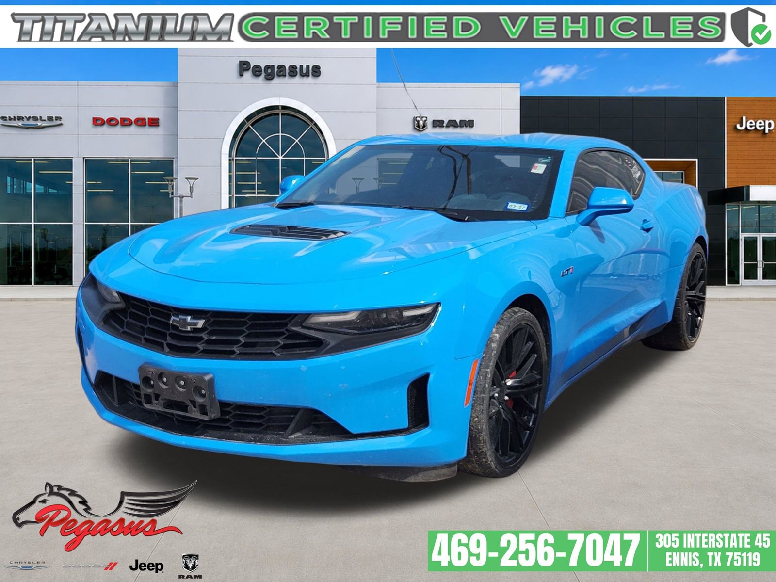 Used 2022 Chevrolet Camaro LT w/ Technology Package RWD image 2