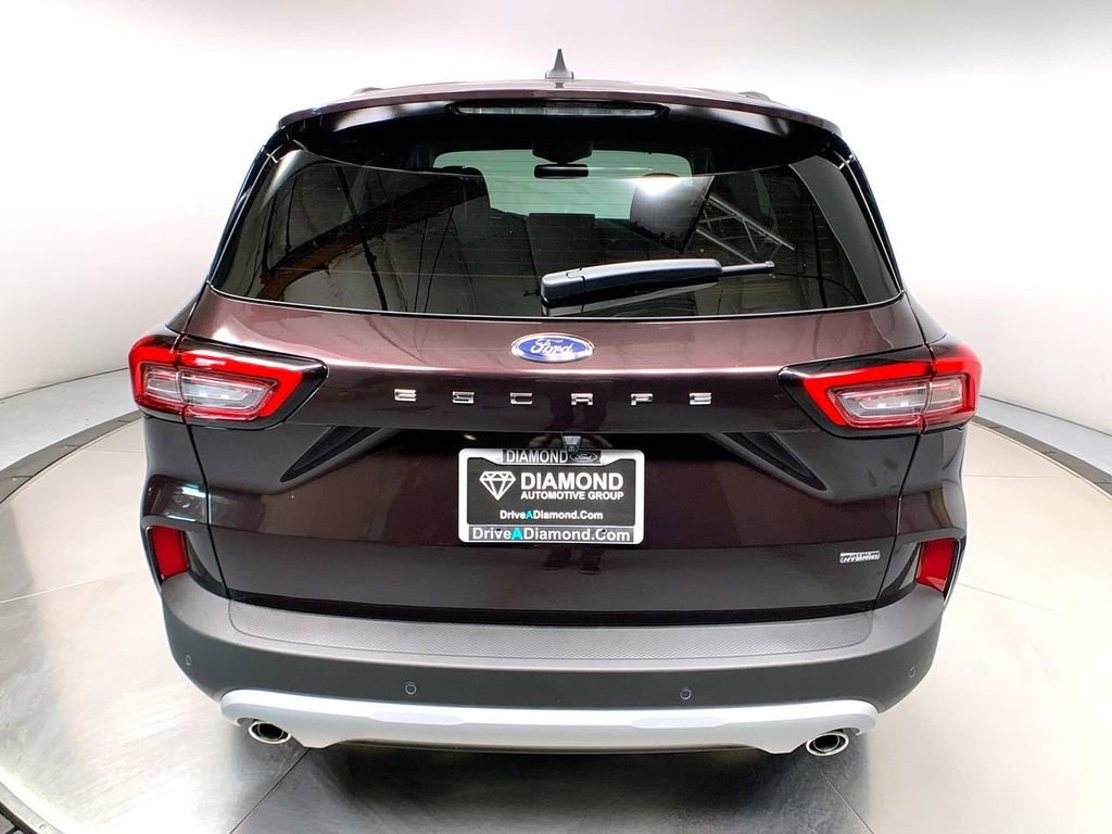 New 2023 Ford Escape SE w/ PHEV Premium Package FWD image 39
