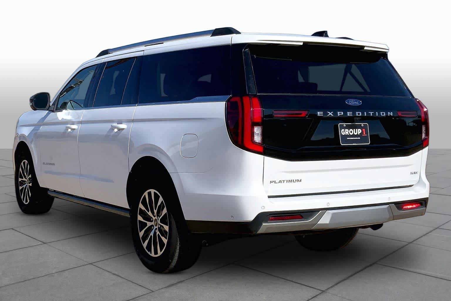 Used 2025 Ford Expedition Max Platinum AWD/4WD image 23