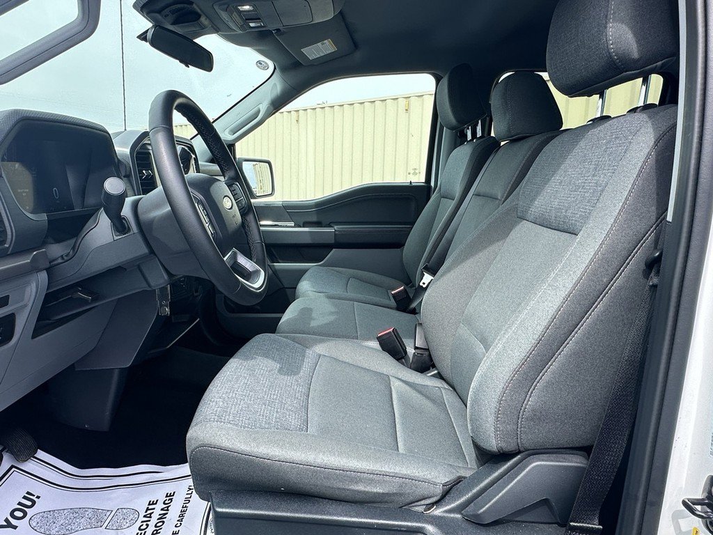 Used 2025 Ford F150 XLT w/ Equipment Group 301A Standard image 18