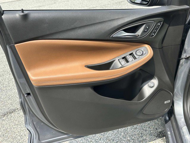 Used 2021 Buick Encore GX Essence w/ Advanced Technology Package image 16