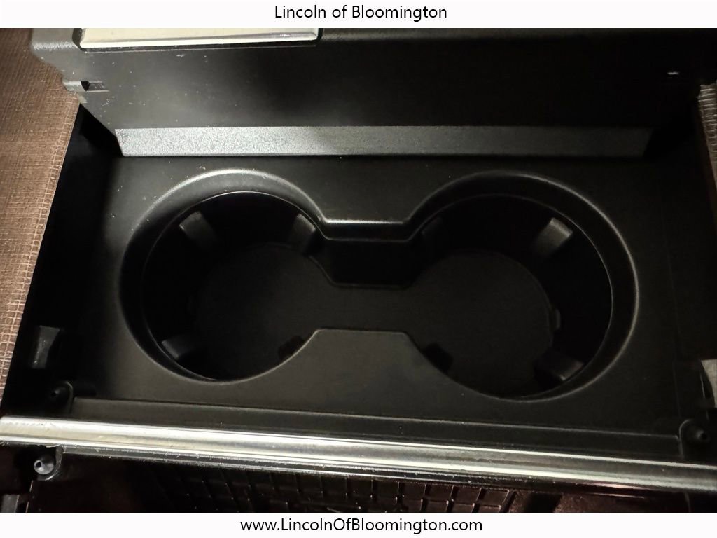 Certified 2025 Lincoln Navigator Reserve AWD/4WD image 66