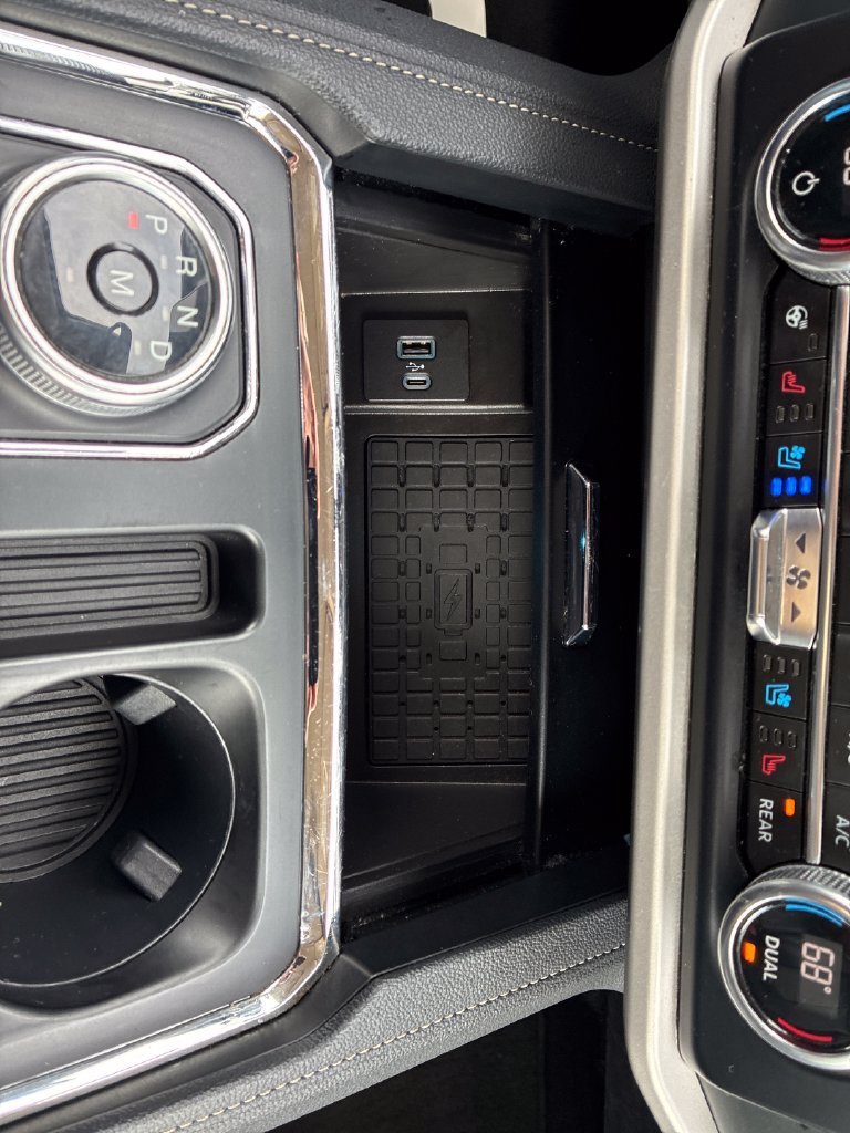 Used 2024 Ford Expedition XLT AWD/4WD image 26