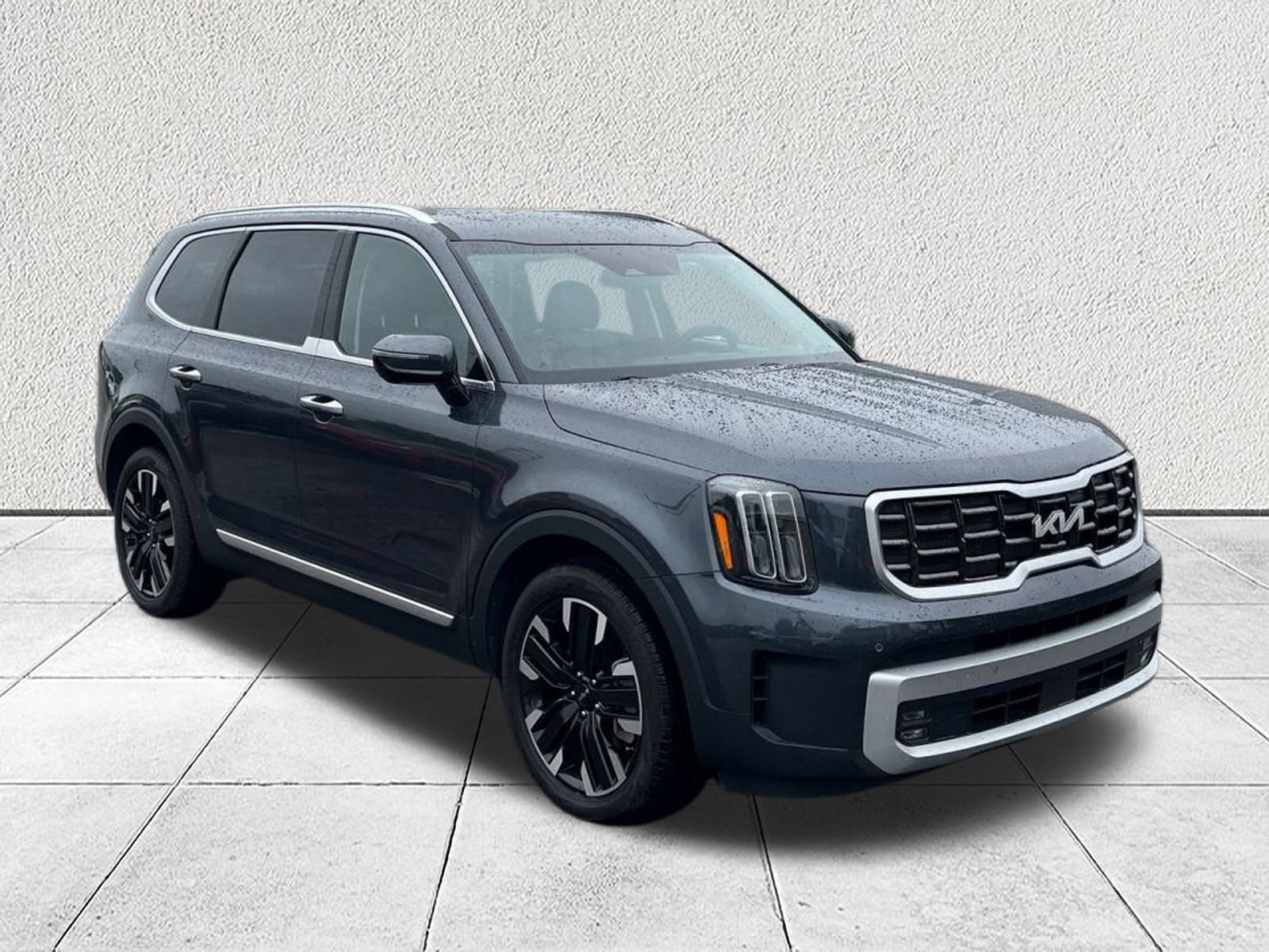 Used 2024 Kia Telluride SX