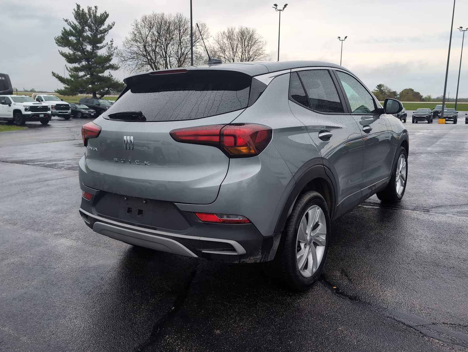 Used 2024 Buick Encore GX Preferred w/ Comfort Package FWD image 12