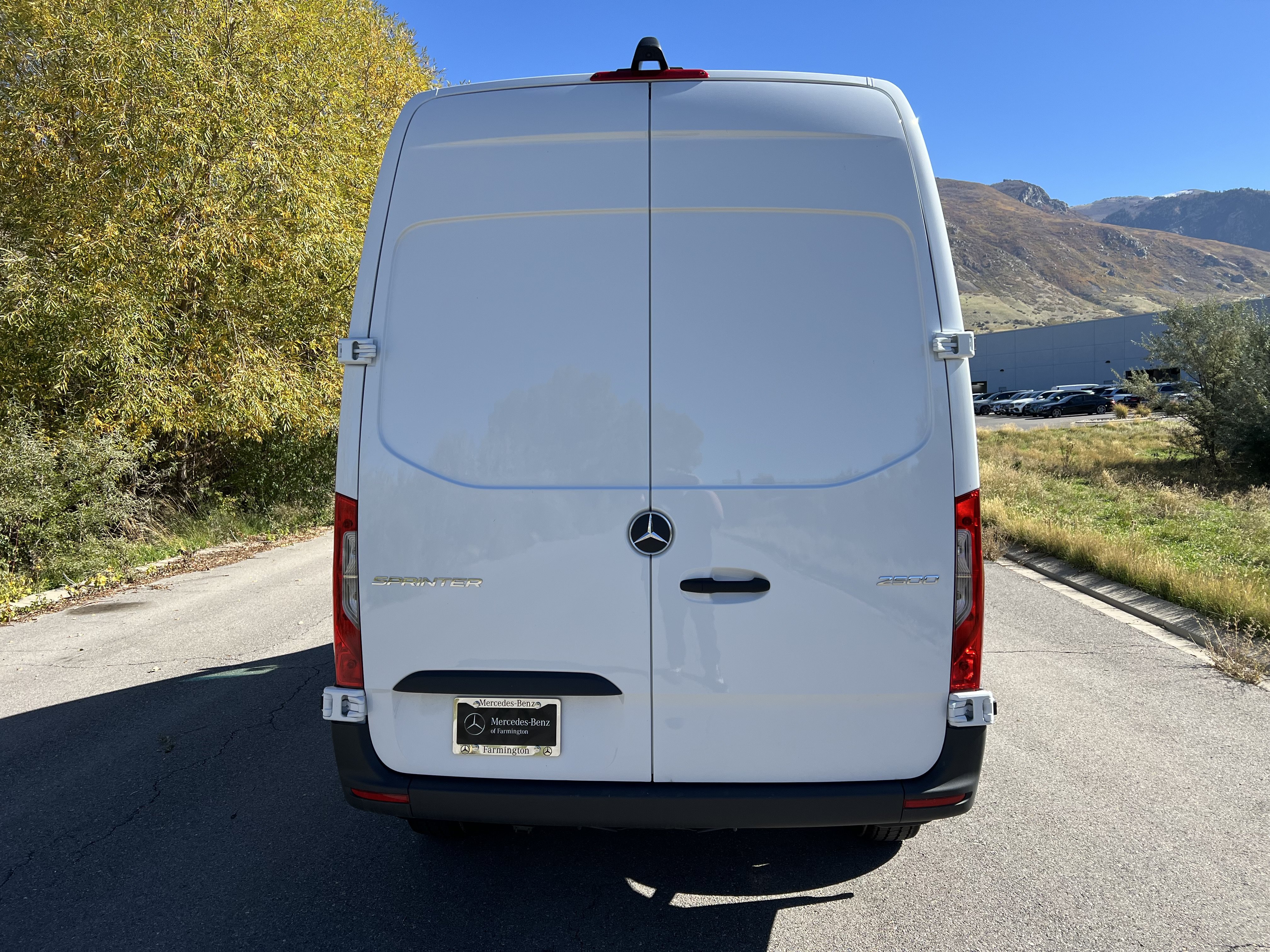 Used 2025 Mercedes-Benz Sprinter 2500 image 11