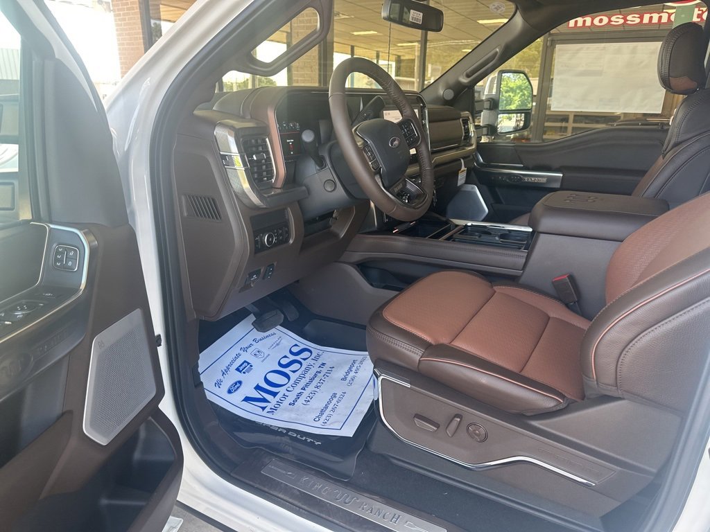 New 2025 Ford F350 King Ranch w/ Chrome Package image 7