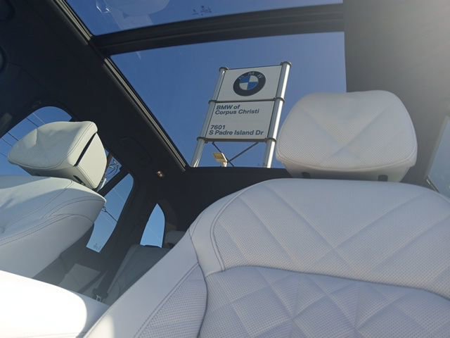 New 2026 BMW X5 sDrive40i image 30