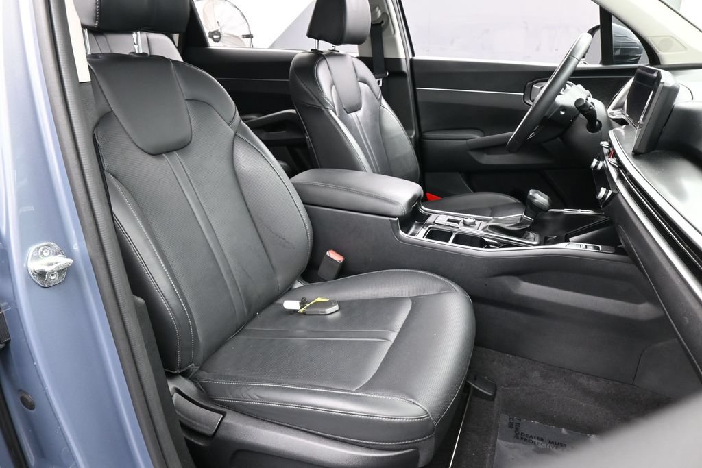 Used 2025 Kia Sorento S w/ Panoramic Sunroof Package FWD image 50