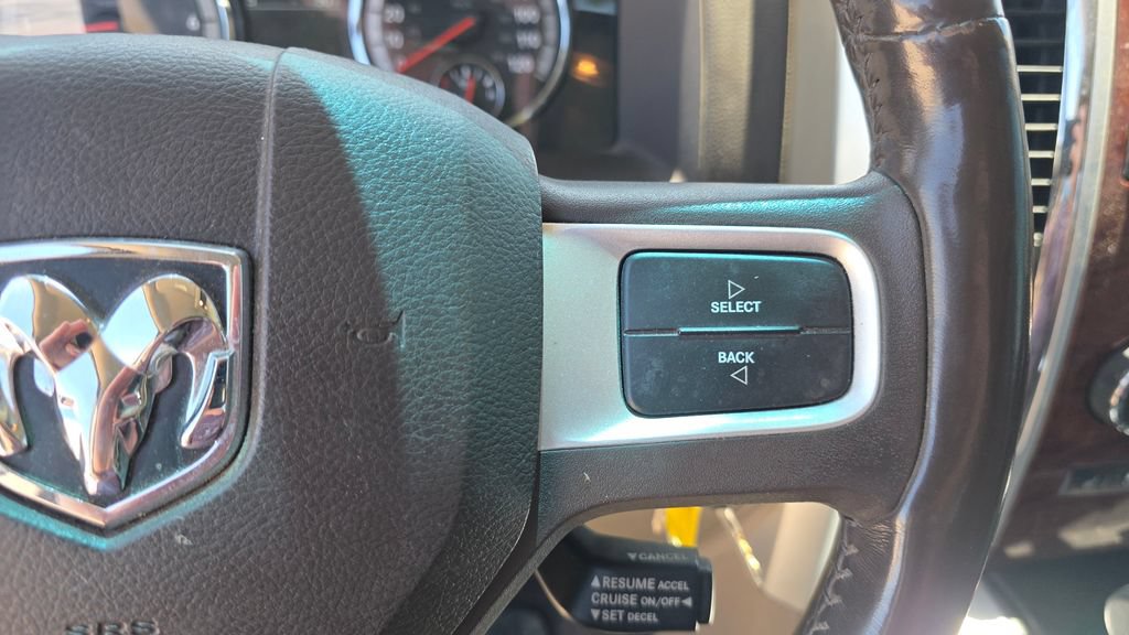 Used 2011 RAM 1500 Laramie AWD/4WD image 15