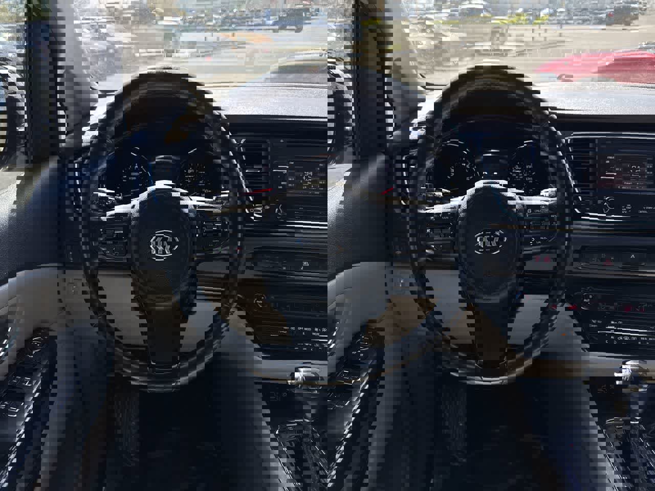 Used 2016 Kia Sedona EX image 17