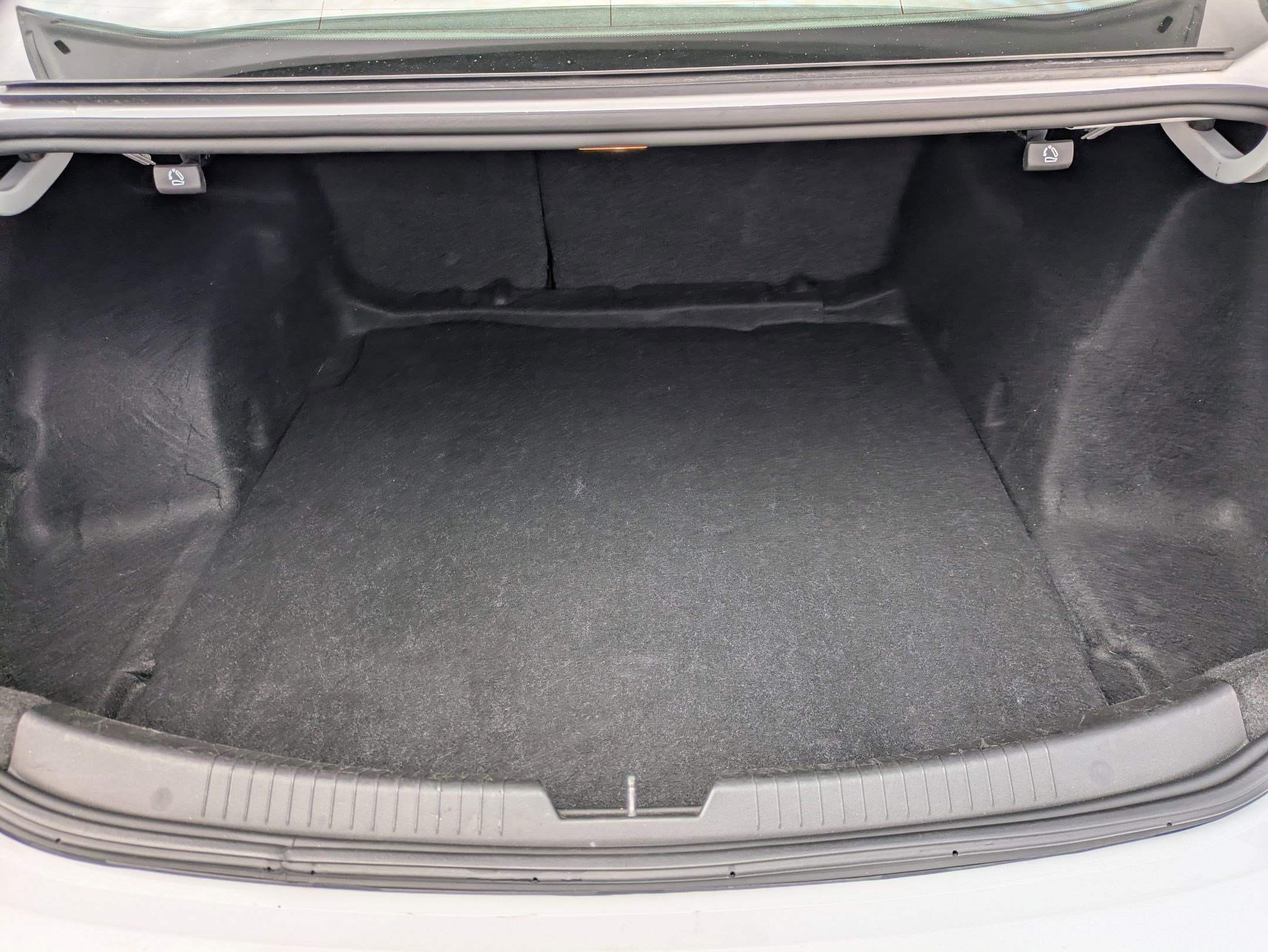 Used 2023 Chevrolet Malibu LT image 25