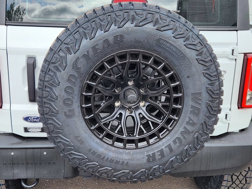 Used 2025 Ford Bronco 4-Door AWD/4WD image 31