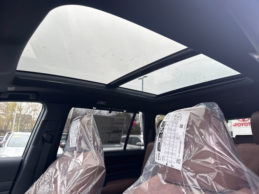 New 2026 Toyota Grand Highlander AWD Hybrid image 15