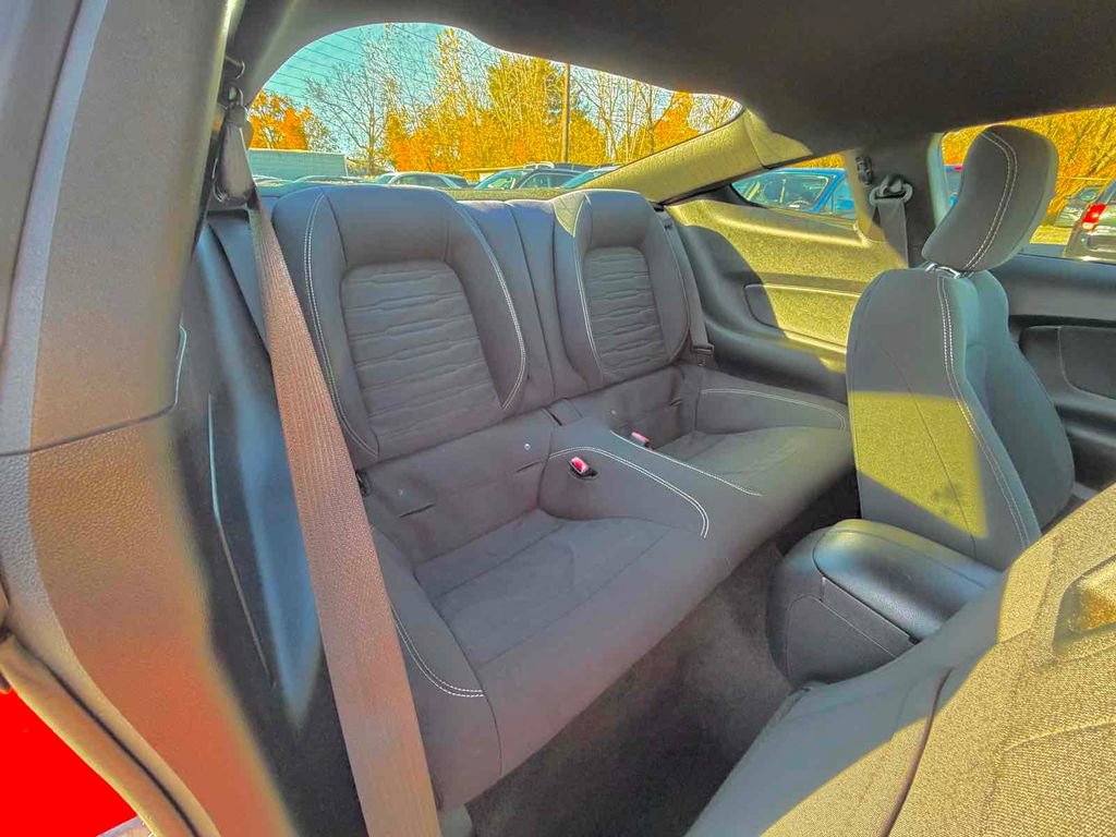 Used 2016 Ford Mustang GT image 15