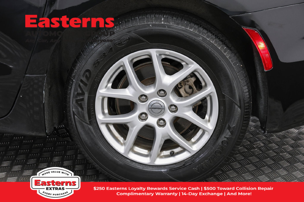 Used 2023 Chrysler Pacifica Touring-L FWD image 35