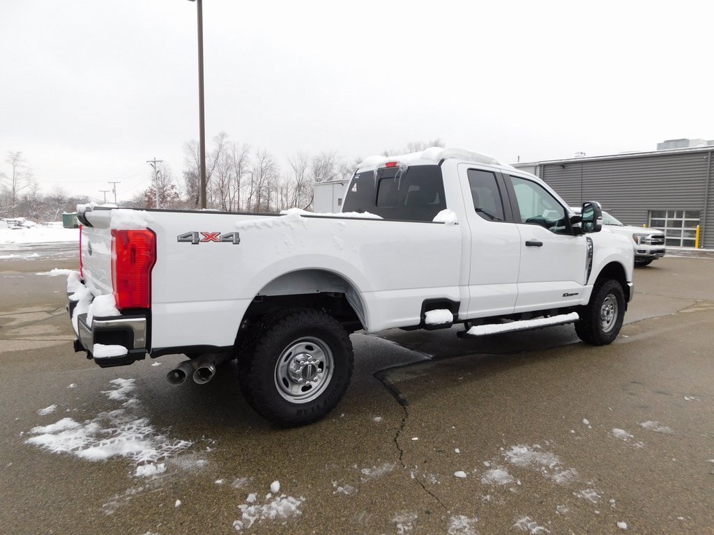 New 2025 Ford F350 XL w/ XL Off-Road Package image 3